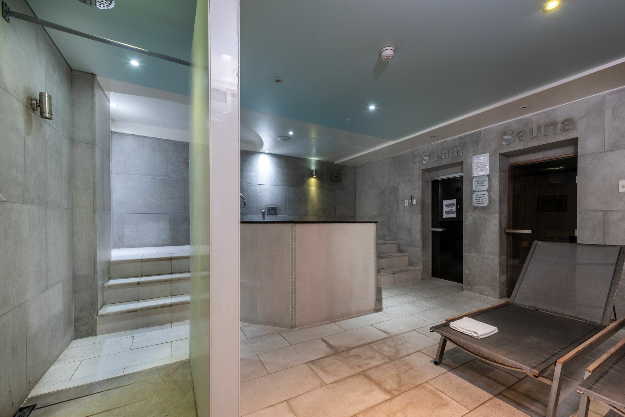 Apart-hotel Roland House